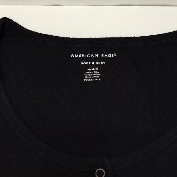 American Eagle Soft & Sexy Embroidered Floral Knit Top Medium Button Front Flowy - Picture 3 of 6